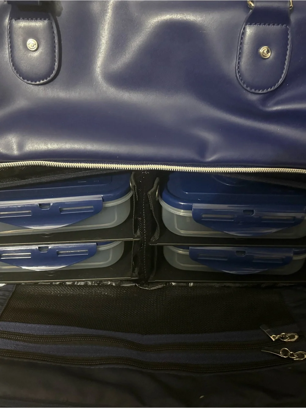 Six Pack Fitness spacious navy
